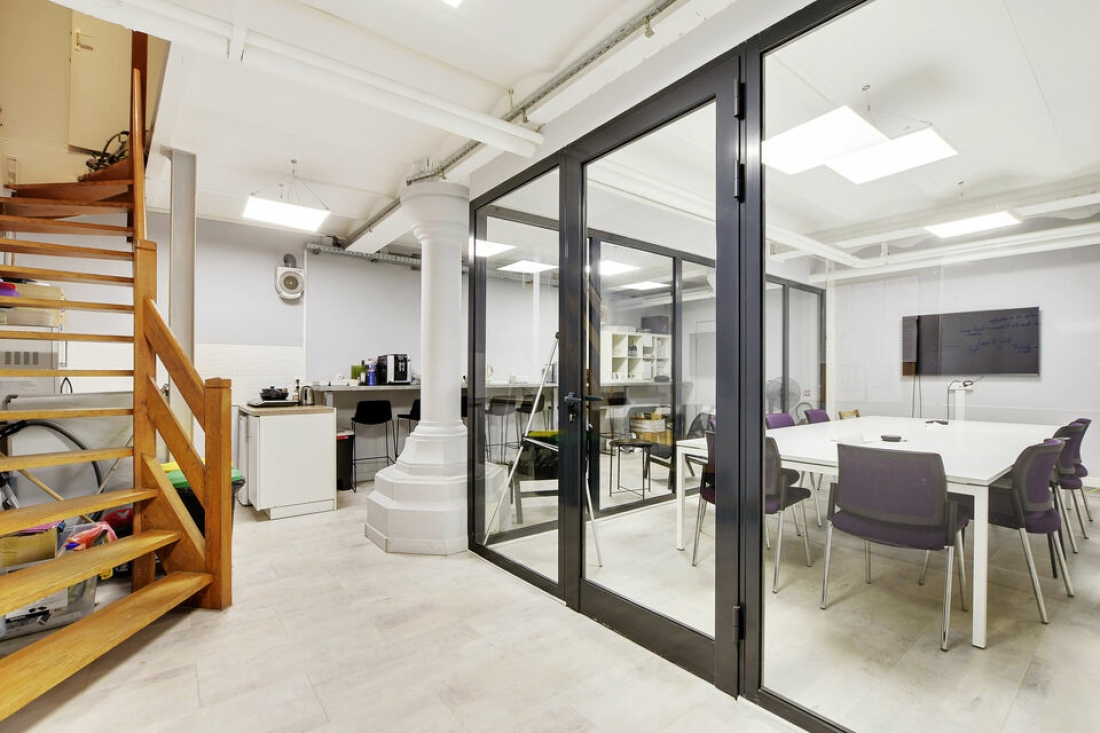 Photo 8 – vente bureaux	PARIS (75010)