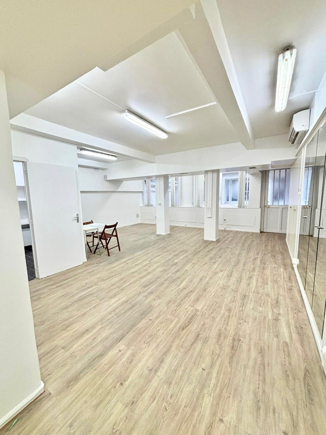 Photo 1 – location bureaux	PARIS (75001)
