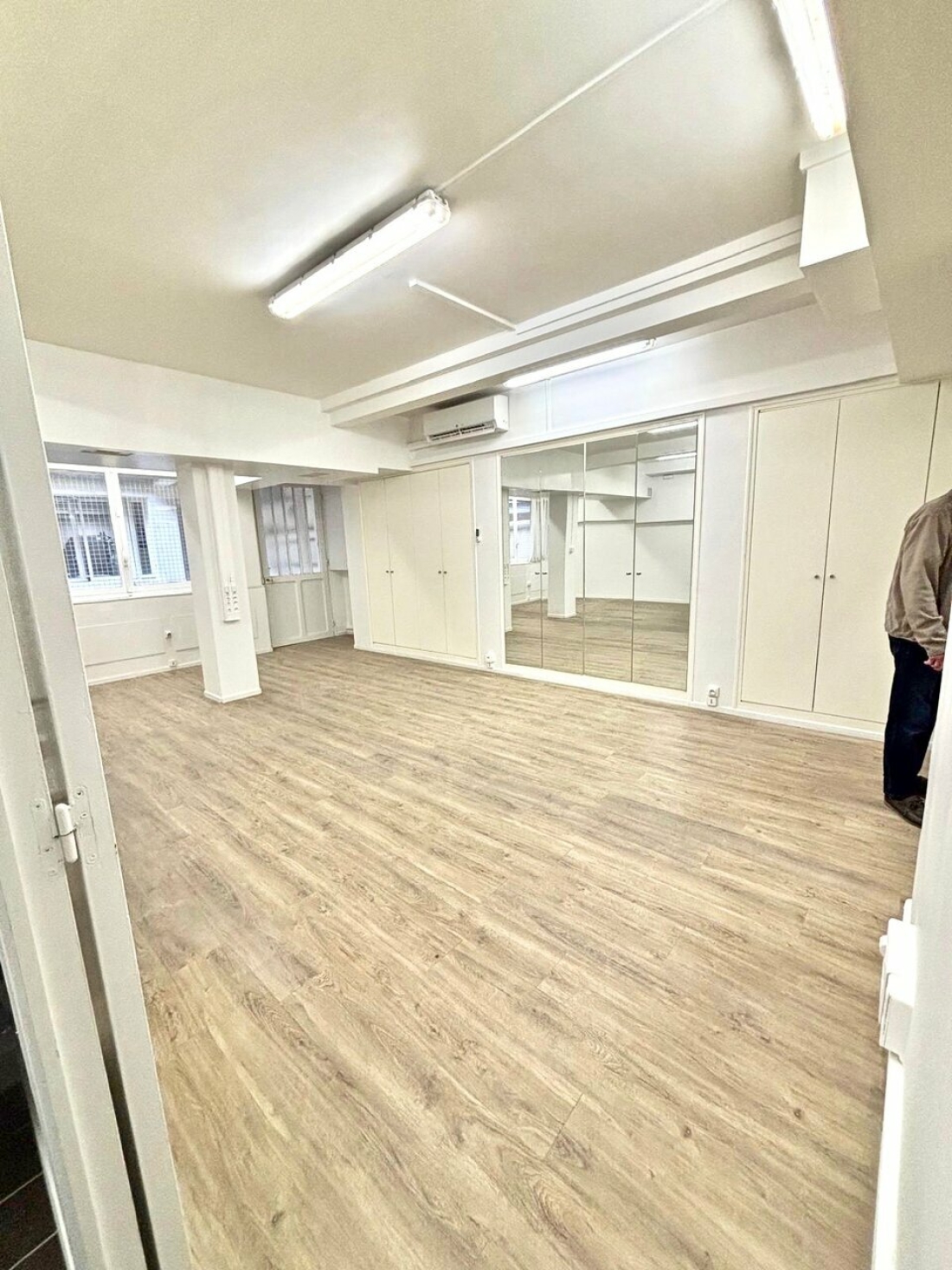 Photo 2 – location bureaux	PARIS (75001)