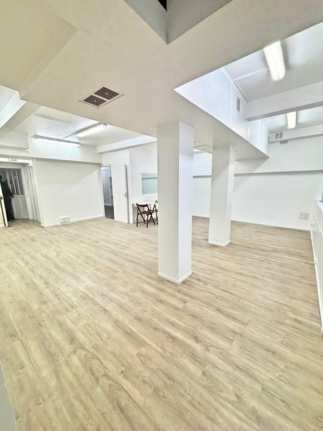 Photo 3 – location bureaux	PARIS (75001)