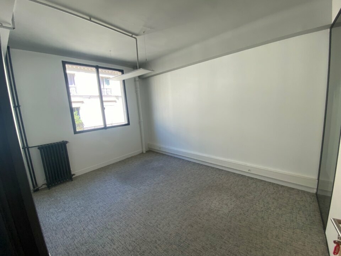 Photo 3 – location bureaux	PARIS (75010)