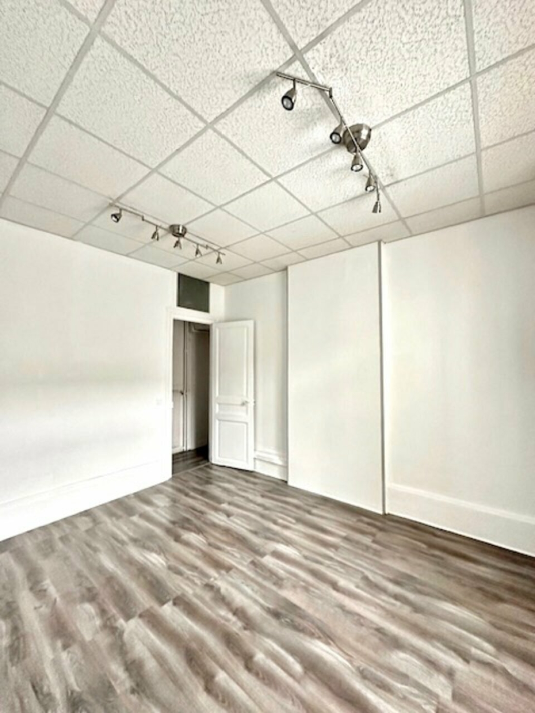 Photo 4 – location bureaux	PARIS (75009)