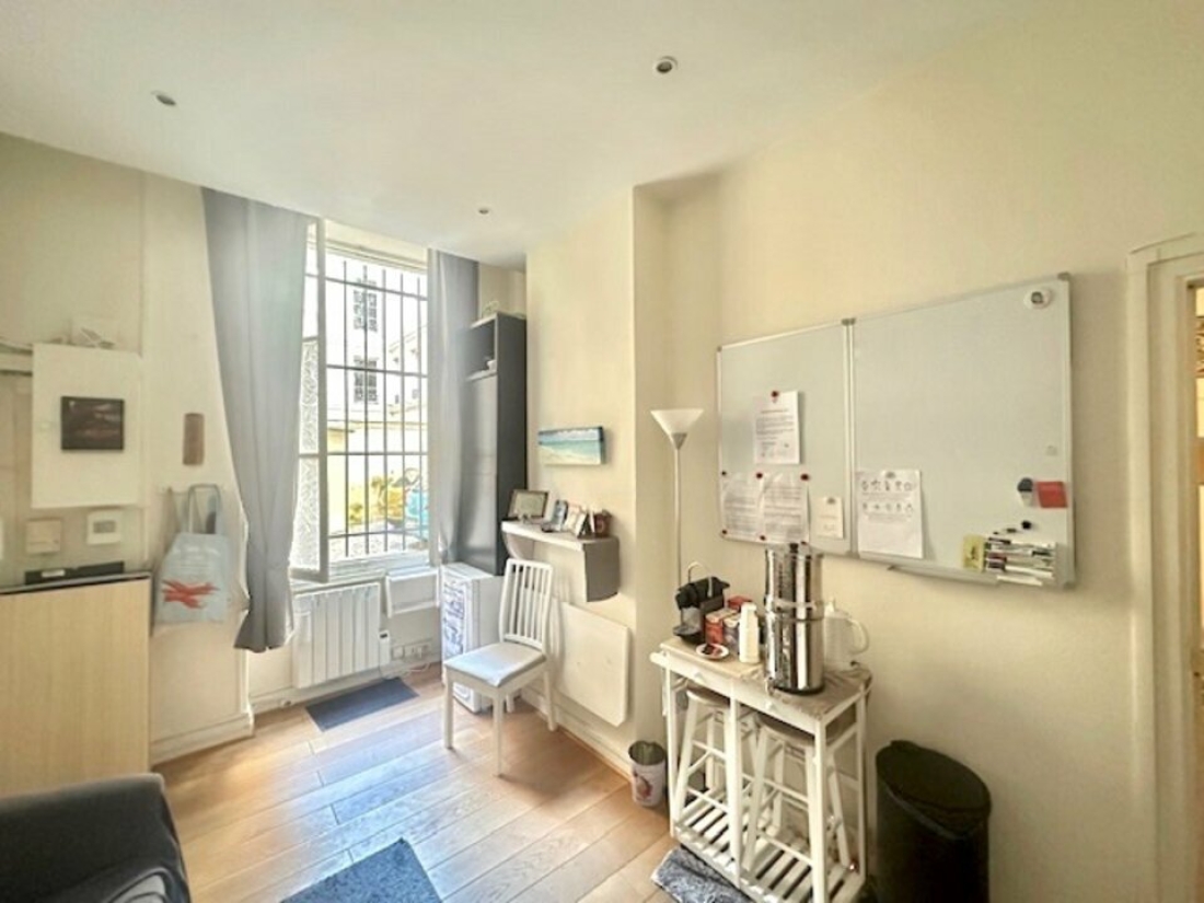 Photo 6 – location bureaux	PARIS (75008)