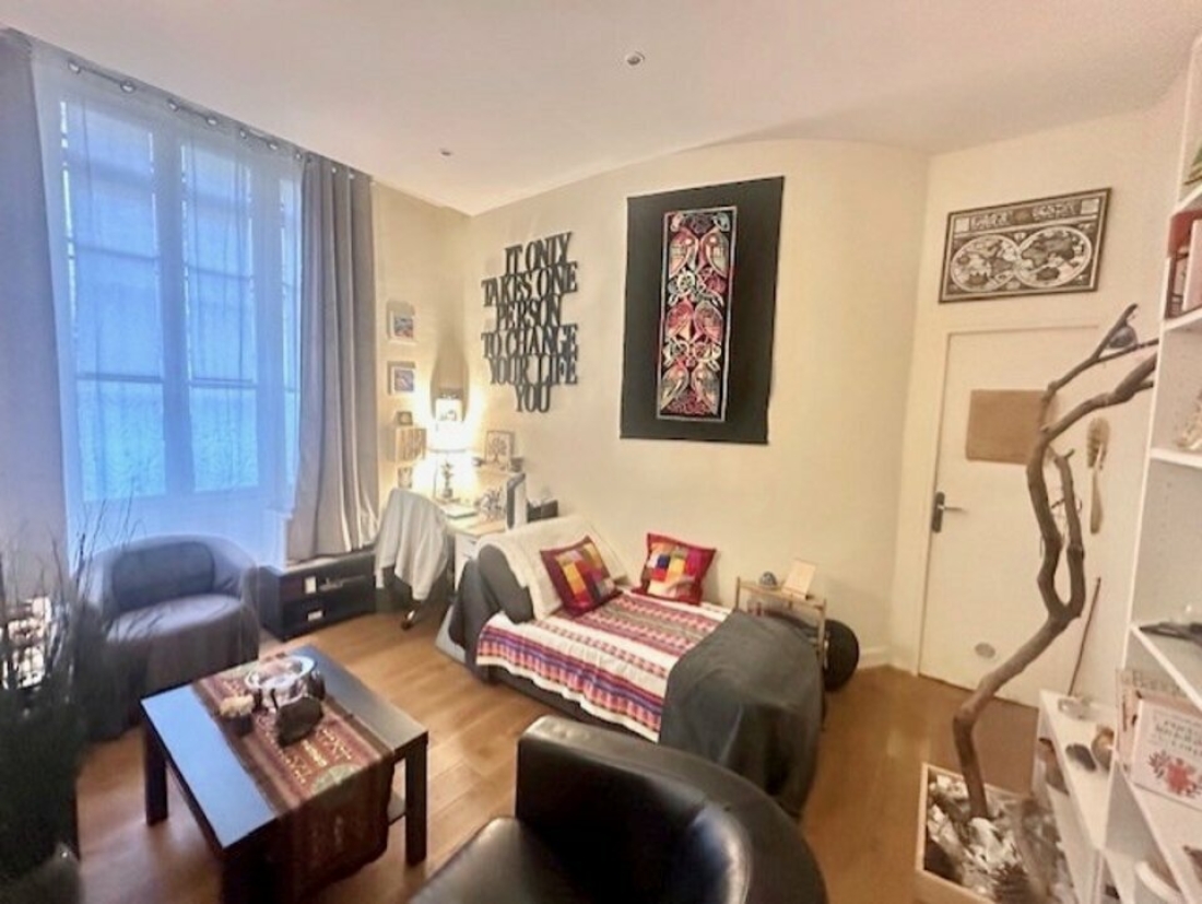 Photo 2 – location bureaux	PARIS (75008)