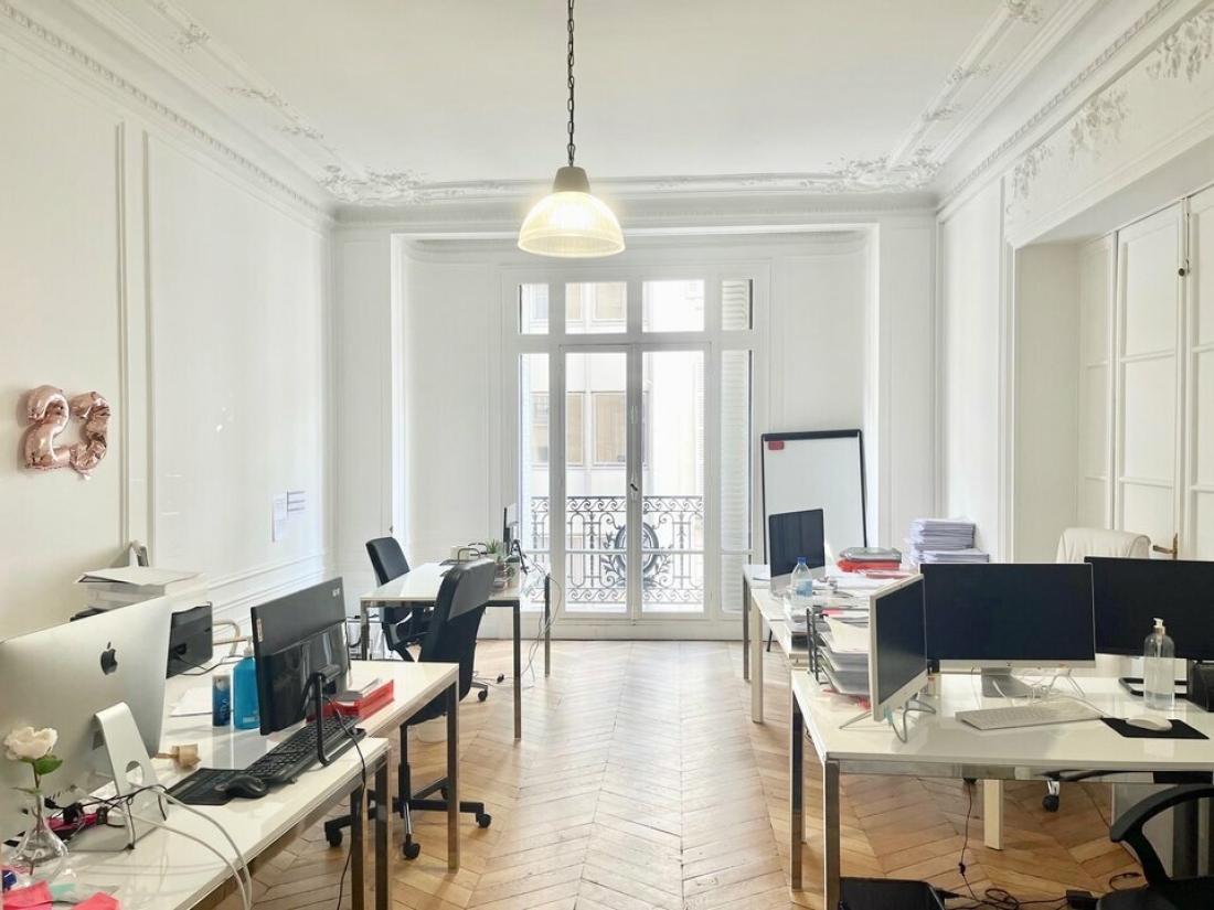 Photo 1 – location bureaux	PARIS (75008)