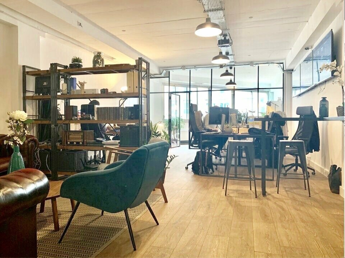Photo 1 – location bureaux	PARIS (75010)