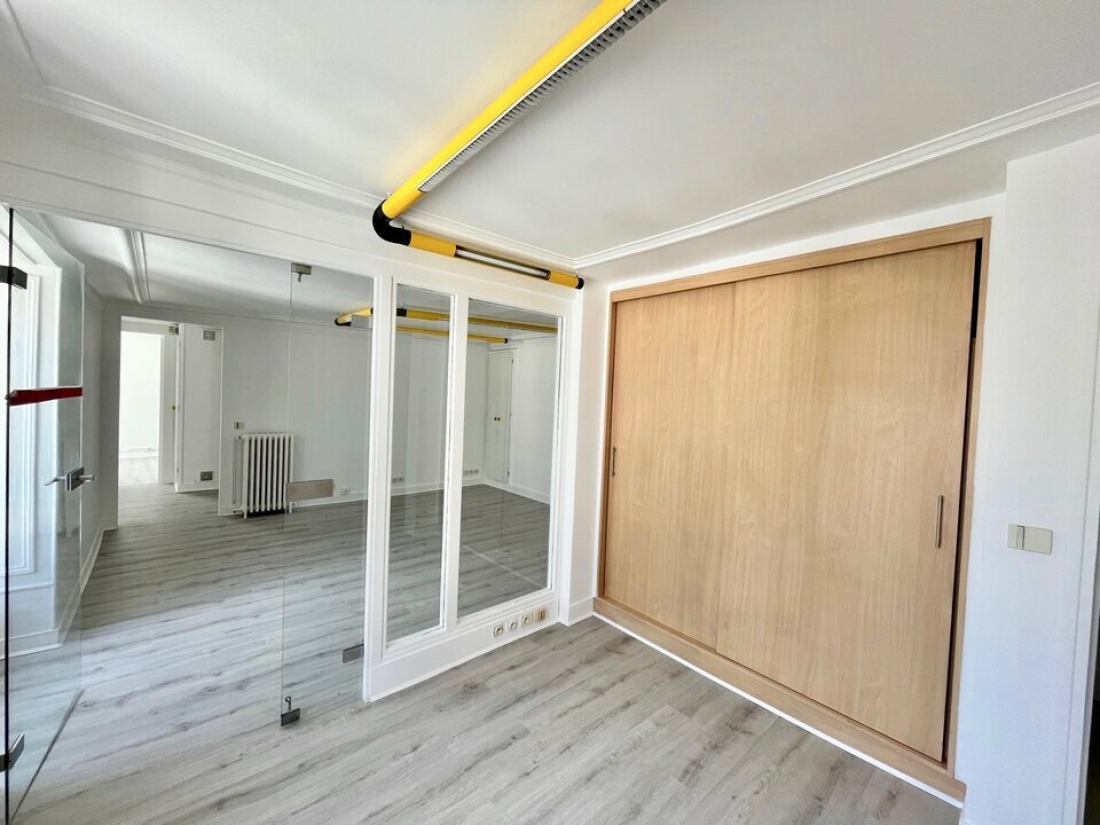 Photo 3 – location bureaux	PARIS (75009)