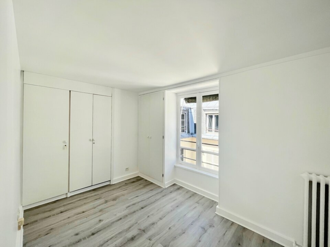 Photo 6 – location bureaux	PARIS (75009)