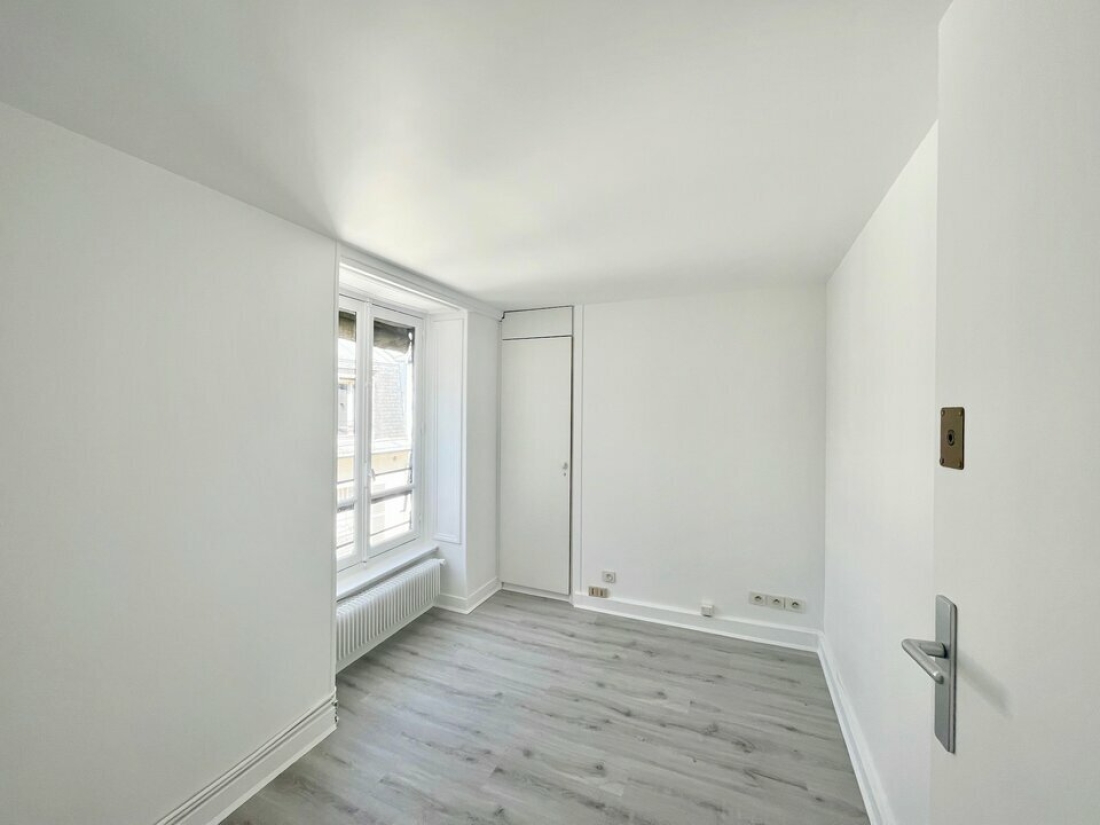 Photo 7 – location bureaux	PARIS (75009)