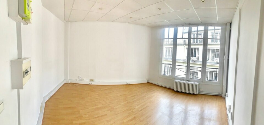 Photo 1 – location bureaux	PARIS (75008)