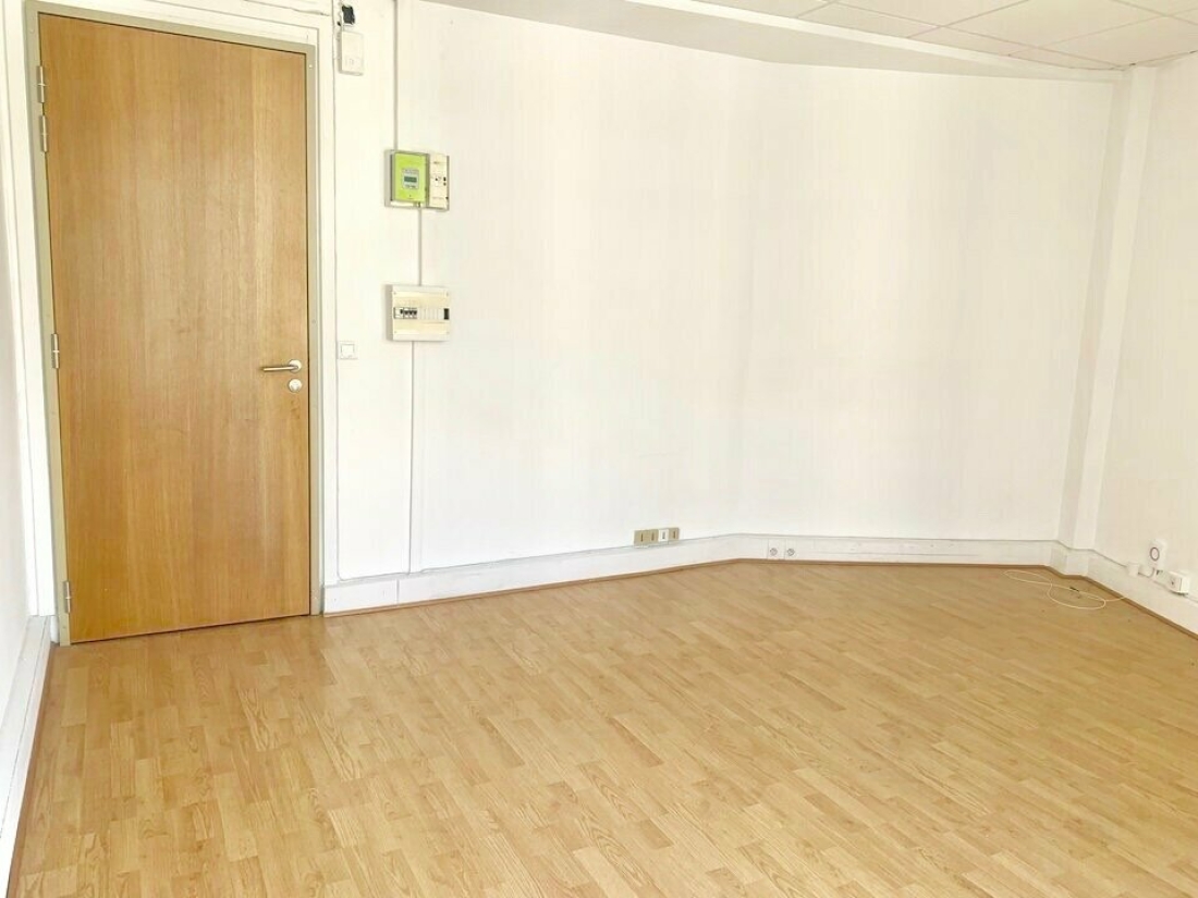 Photo 3 – location bureaux	PARIS (75008)