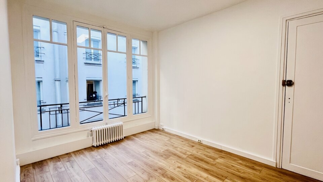 Photo 1 – location bureaux	PARIS (75008)