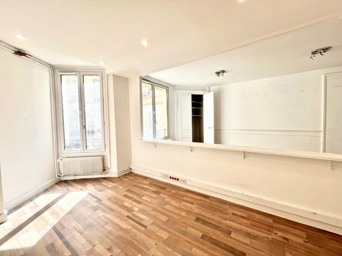 Photo 3 – vente bureaux	PARIS (75009)