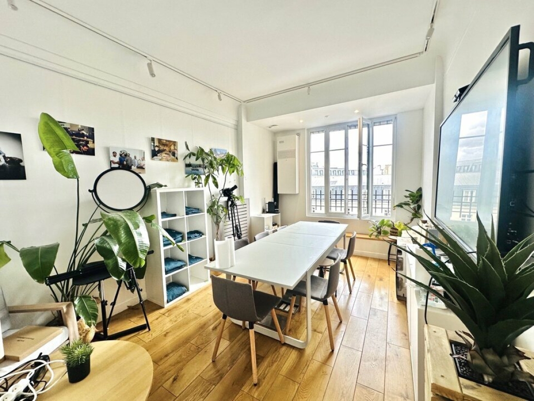 Photo 1 – location bureaux	PARIS (75009)