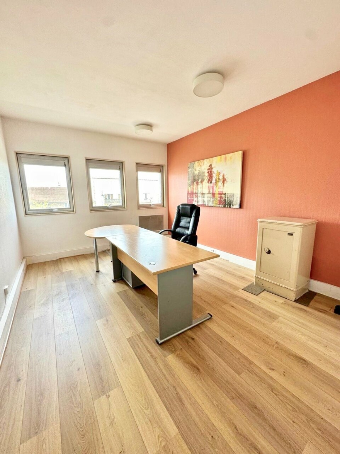 Photo 1 – location bureaux	SAINT MAUR DES FOSSES (94100)