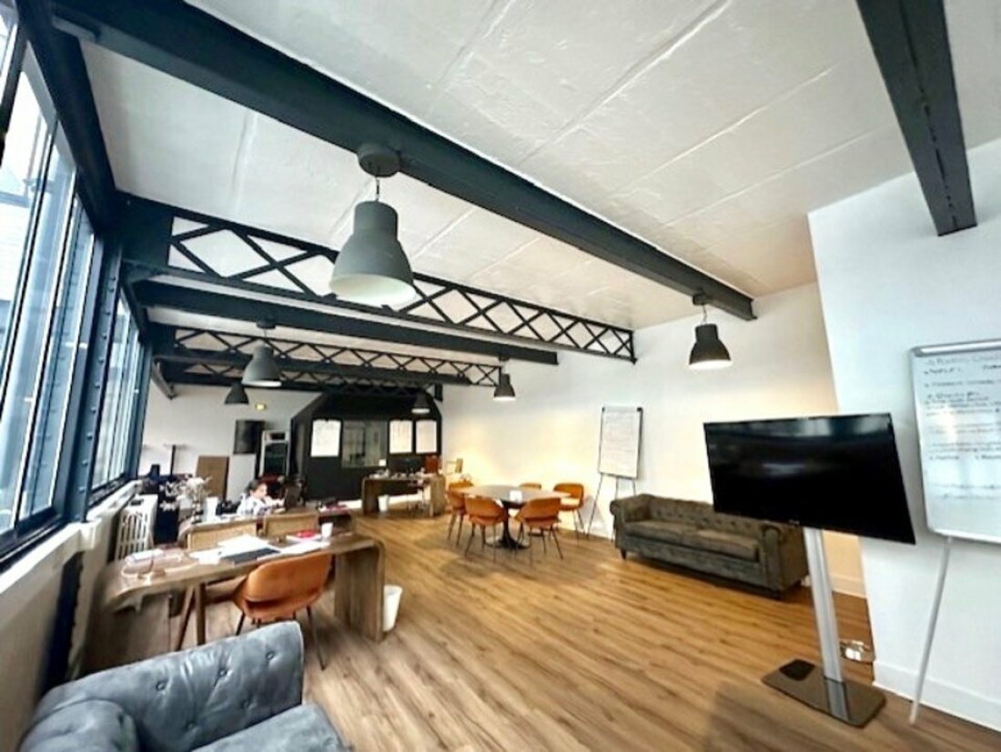 Photo 2 – location bureaux	PARIS (75011)