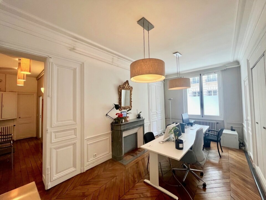 Photo 2 – location bureaux	PARIS (75008)
