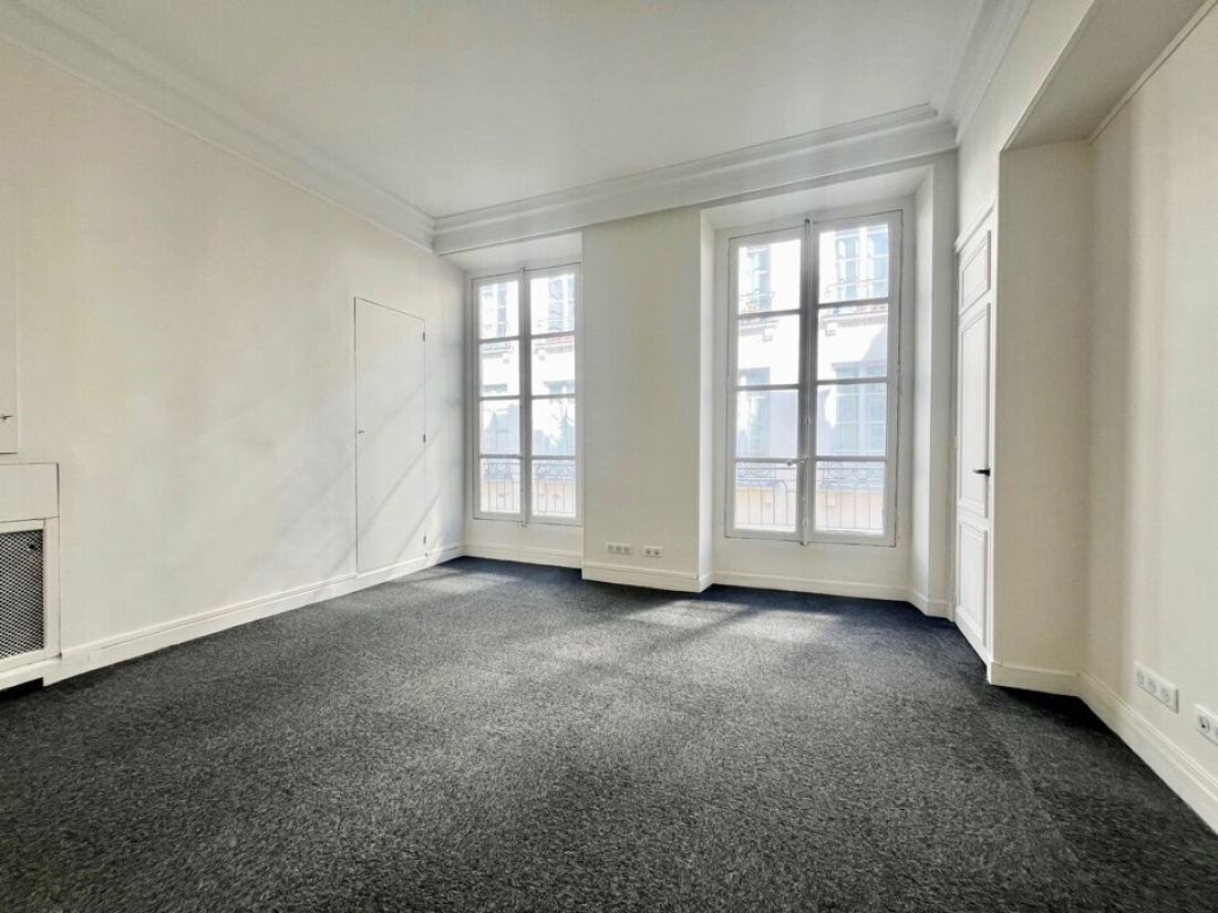 Photo 2 – location bureaux	PARIS (75002)