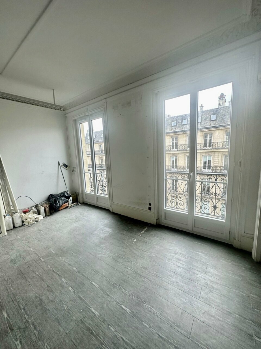 Photo 1 – location bureaux	PARIS (75009)