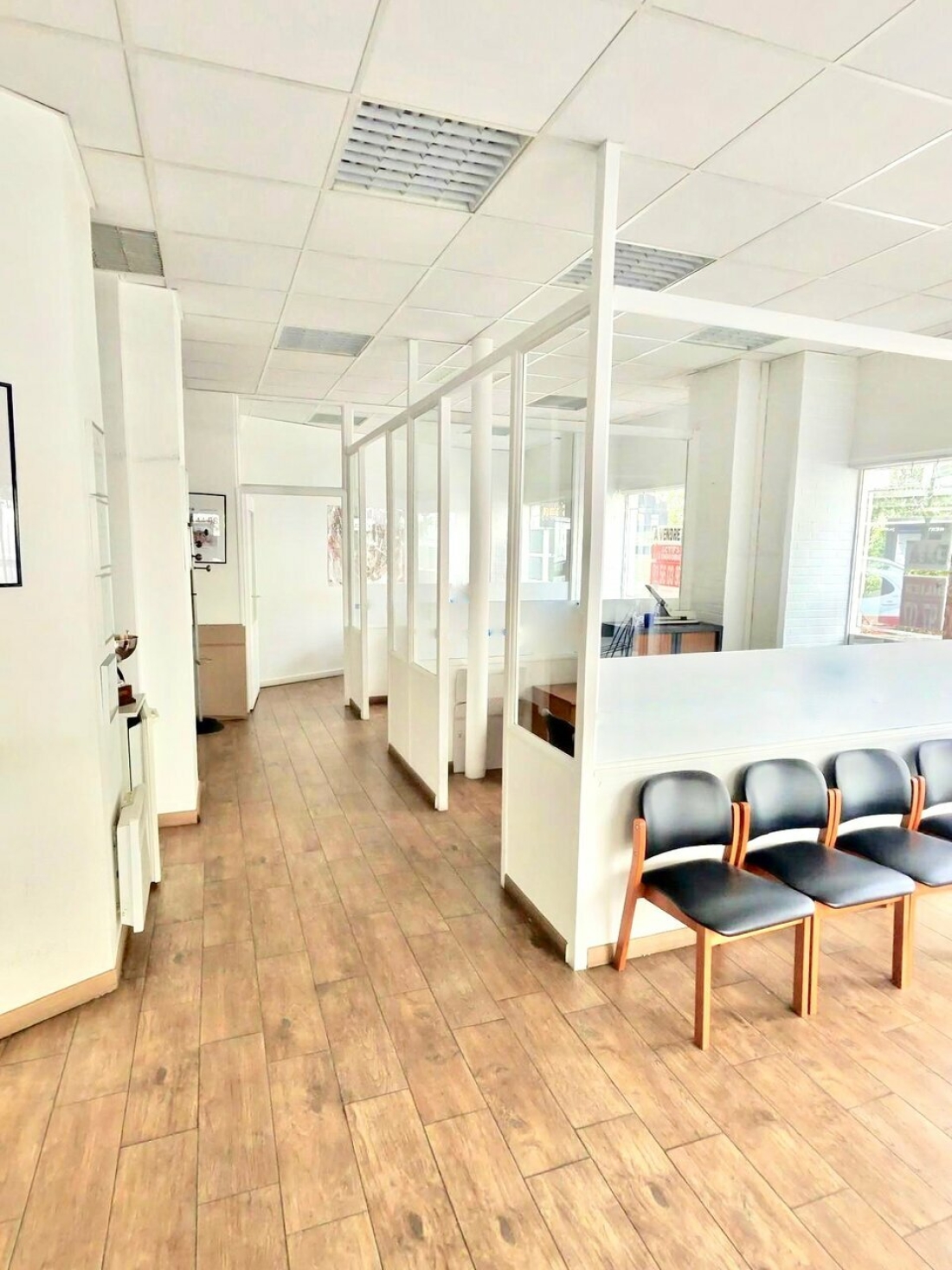 Photo 7 – location commerce	PARIS (75012)
