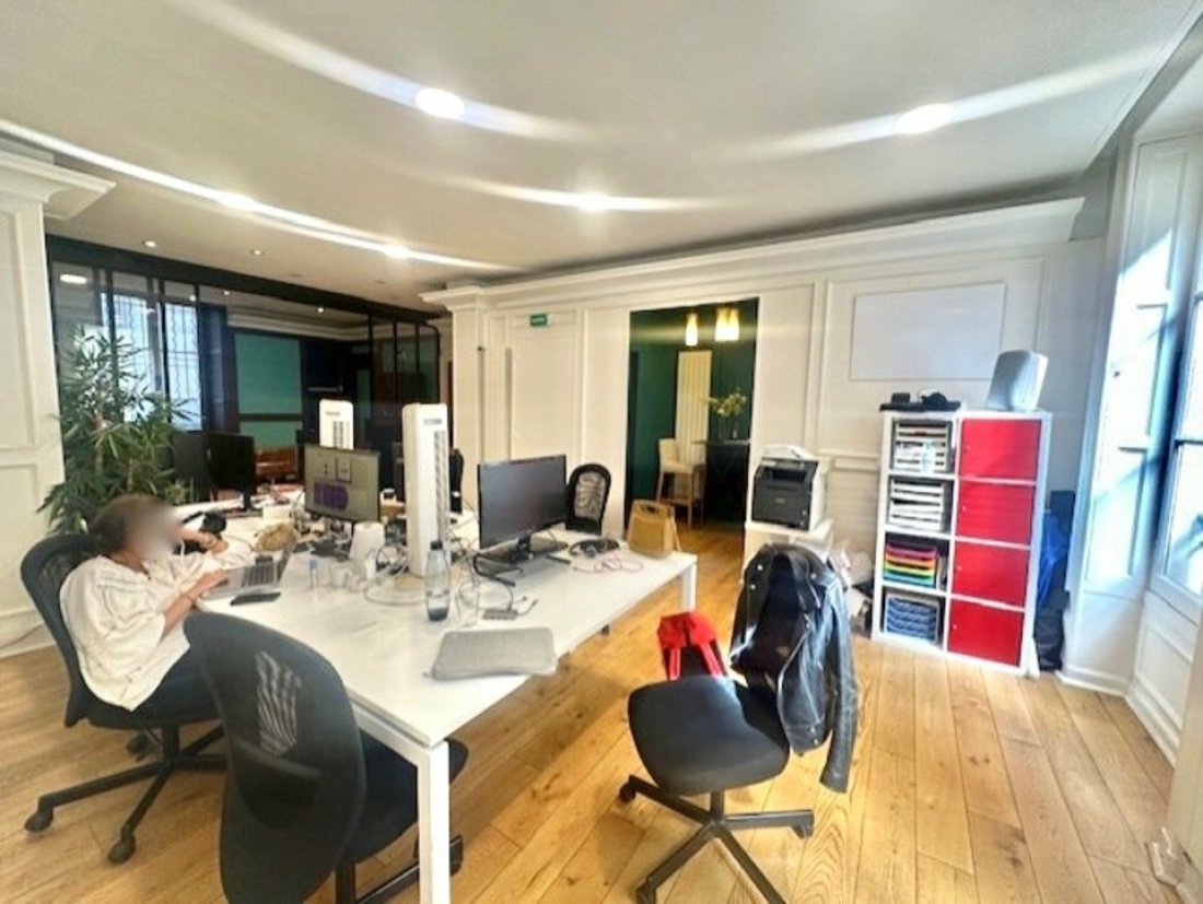 Photo 11 – location bureaux	PARIS (75008)
