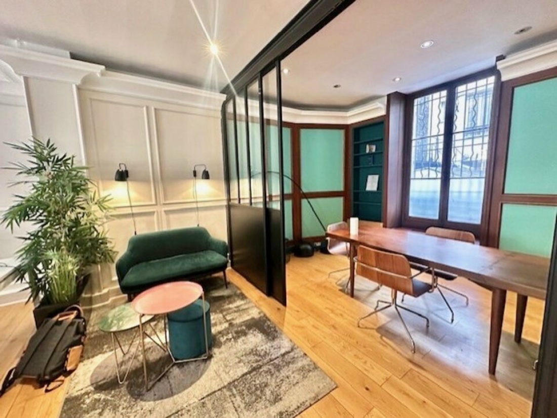 Photo 1 – location bureaux	PARIS (75008)