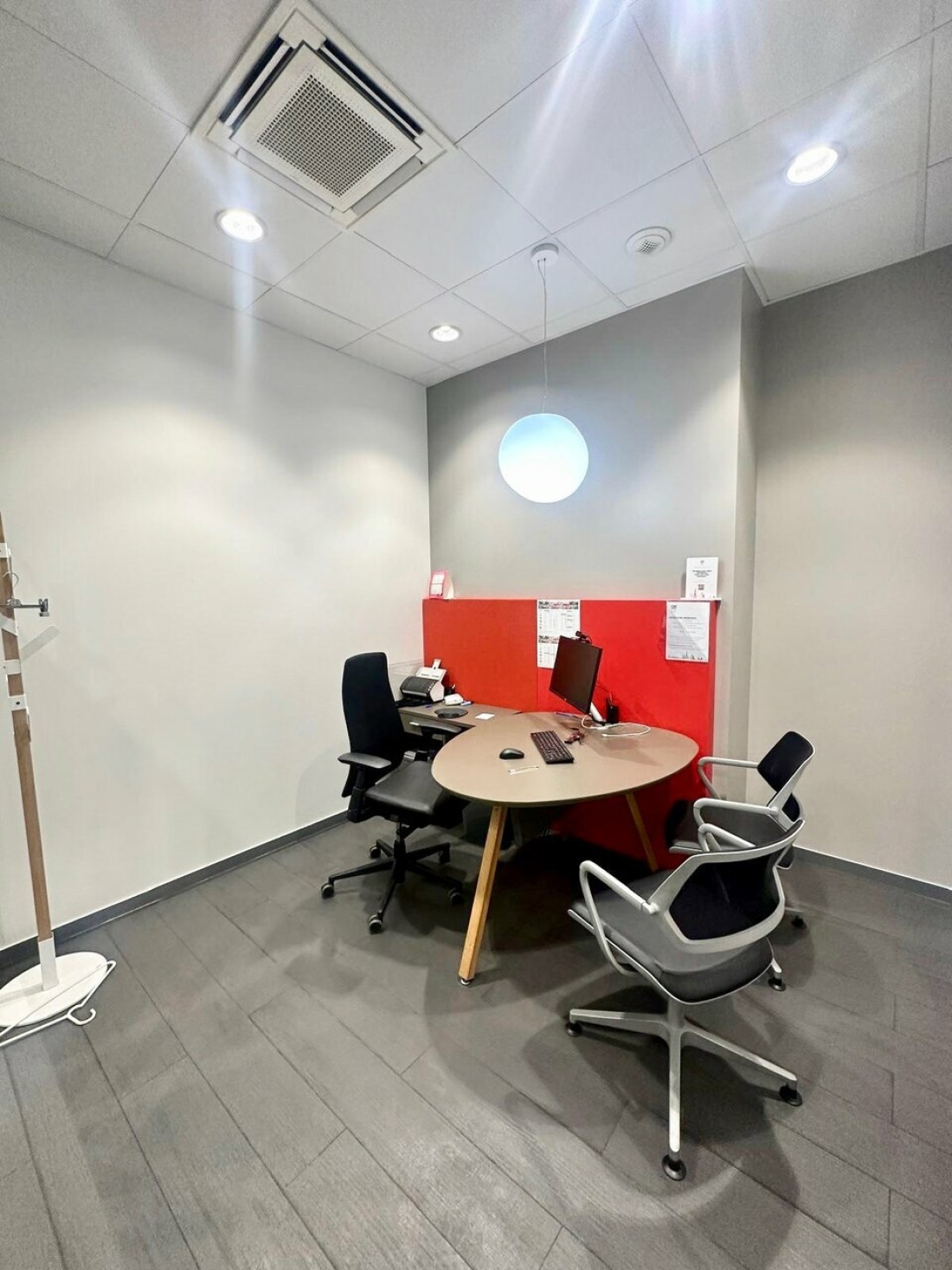 Photo 4 – location commerce	CERGY (95800)