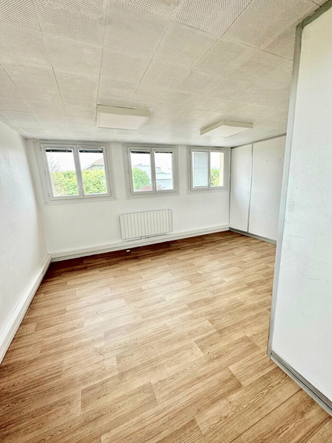 Photo 5 – location bureaux	SAINT MAUR DES FOSSES (94100)