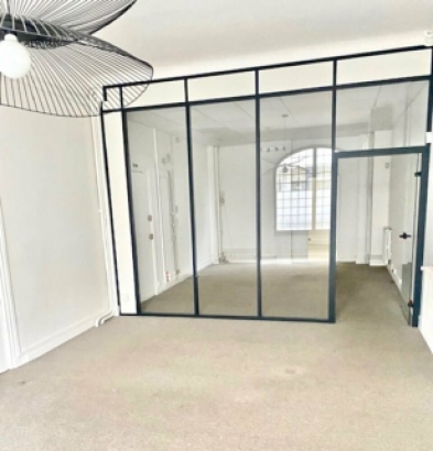 Photo 1 – location bureaux	PARIS (75017)