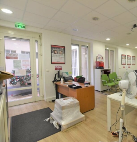 Photo 1 – location bureaux	PARIS (75009)