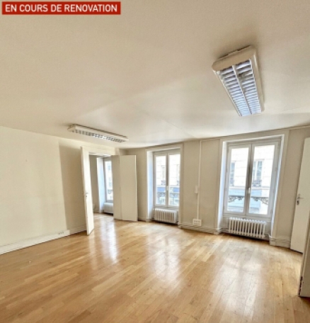 Photo 1 – location bureaux	PARIS (75008)
