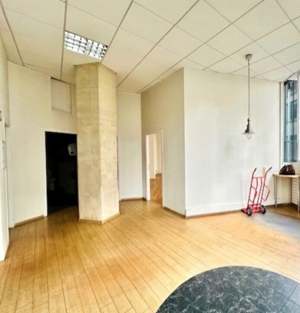 Photo 1 – location bureaux	PARIS (75011)