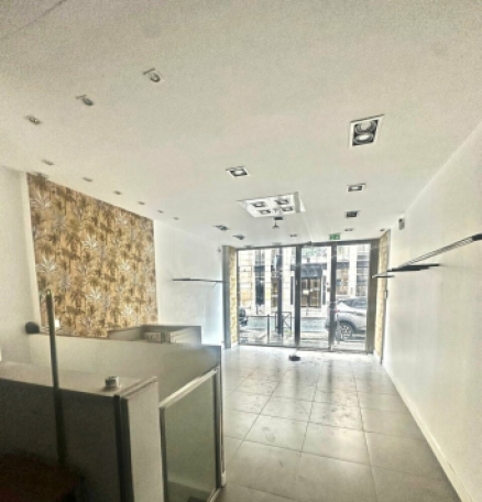 Photo 1 – location commerce	PARIS (75016)
