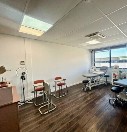 Photo 1 – location bureaux	MONTEVRAIN (77144)