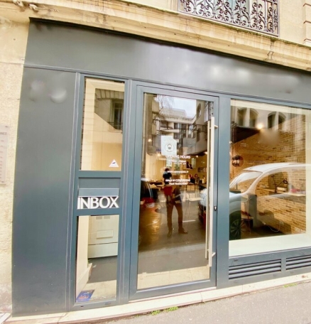 Photo 1 – location commerce	PARIS (75016)