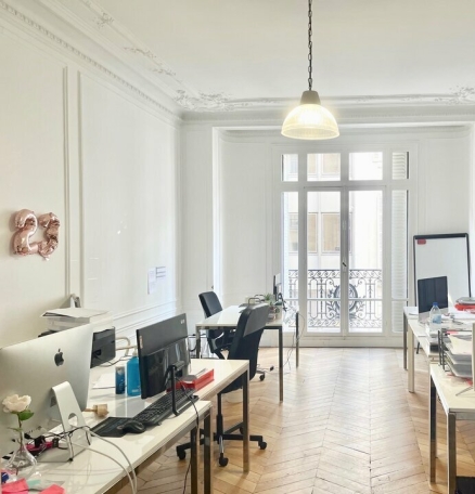 Photo 1 – location bureaux	PARIS (75008)