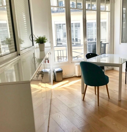 Photo 1 – location bureaux	PARIS (75008)