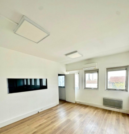 Photo 1 – location bureaux	SAINT MAUR DES FOSSES (94100)