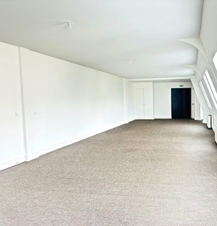 Photo 1 – location bureaux	PARIS (75011)