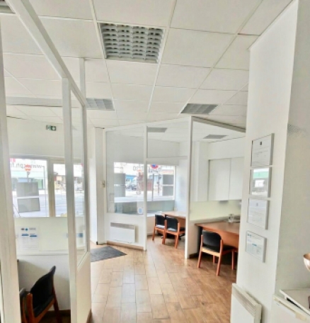 Photo 1 – location commerce	PARIS (75012)