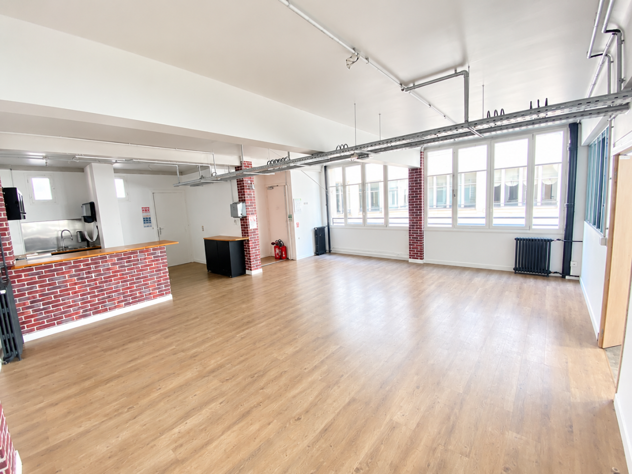 Location de 490 m² de bureaux – Paris 10e, Petites Écuries