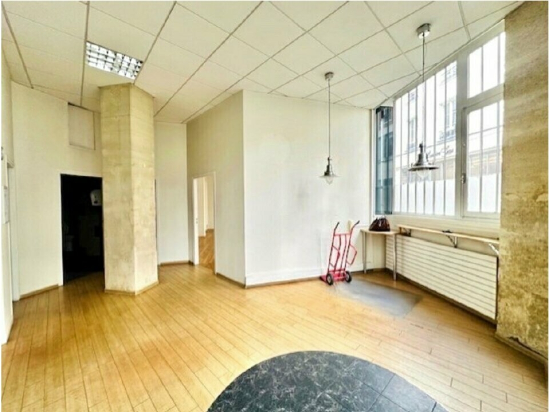 Photo 1 – location bureaux	PARIS (75011)