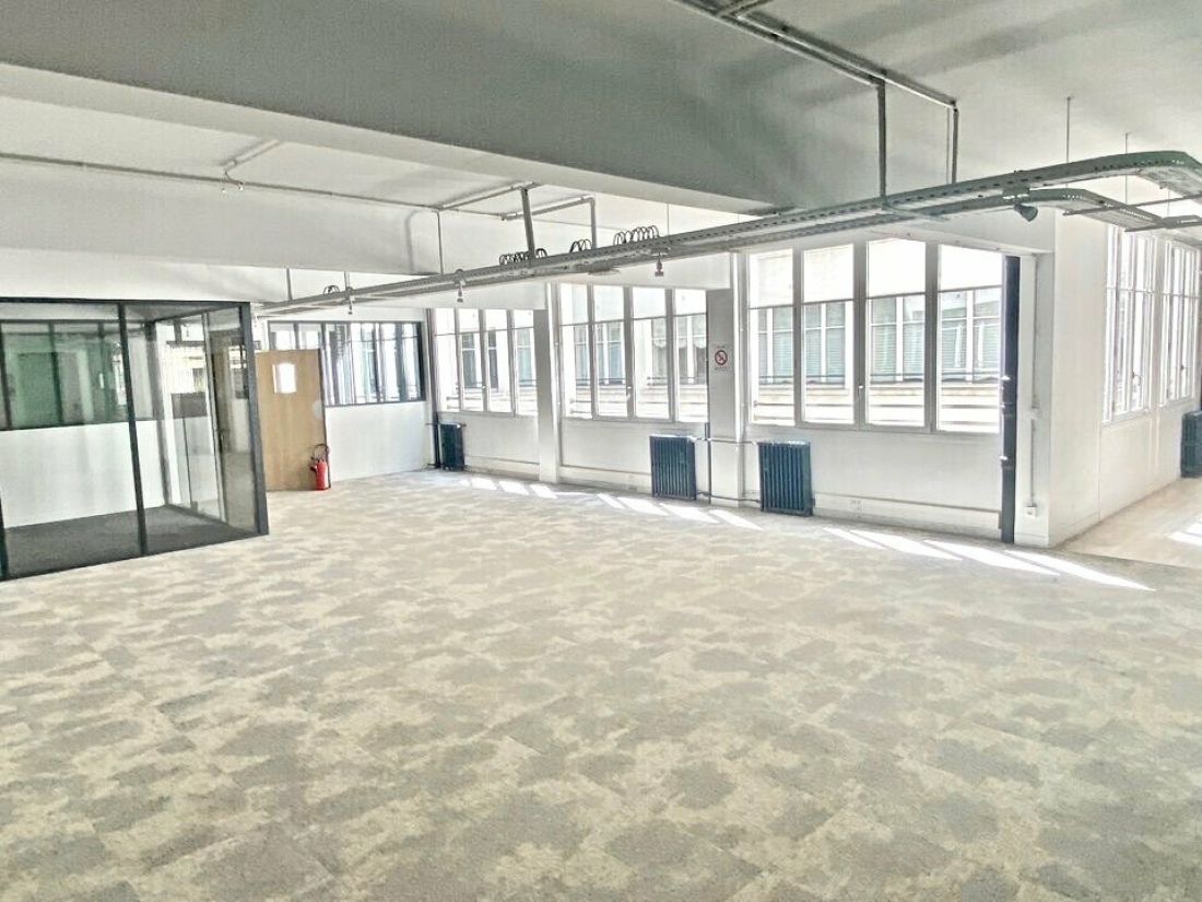 Photo 2 – location bureaux	PARIS (75010)