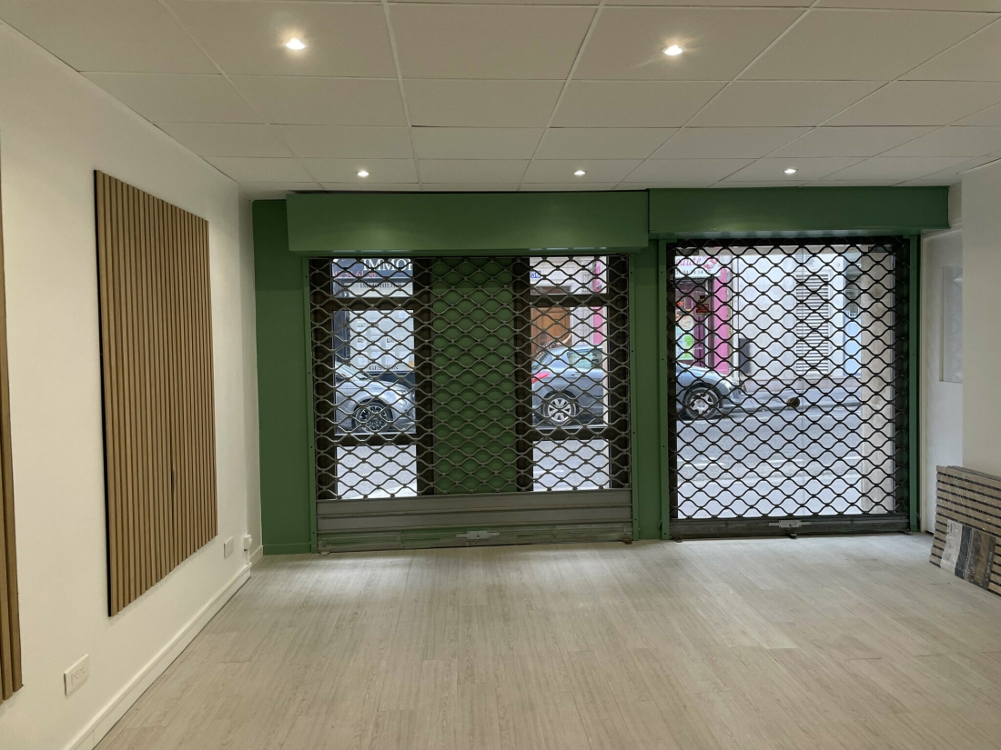 Photo 1 – vente commerce	PARIS (75018)