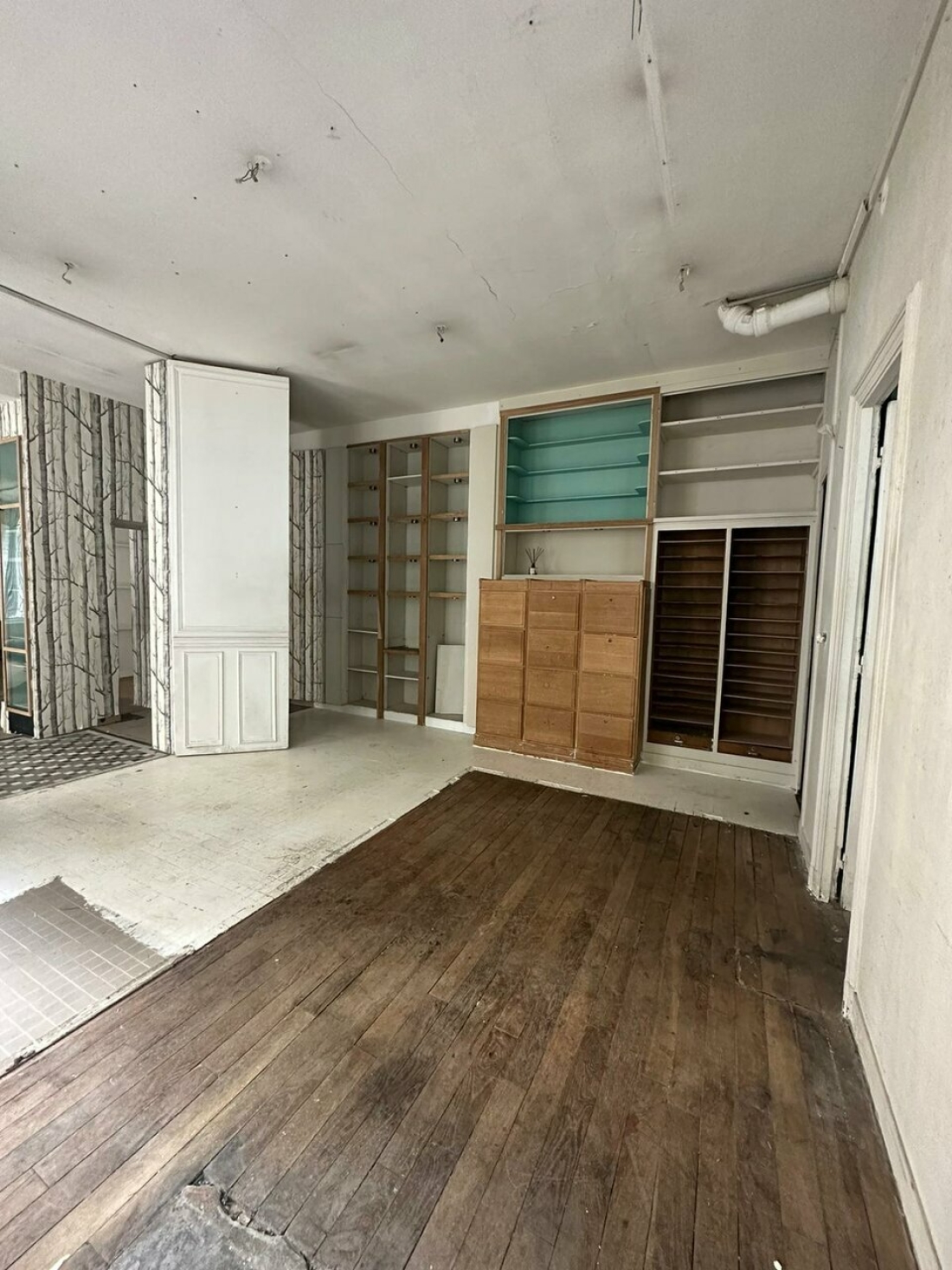 Photo 8 – location commerce	PARIS (75004)