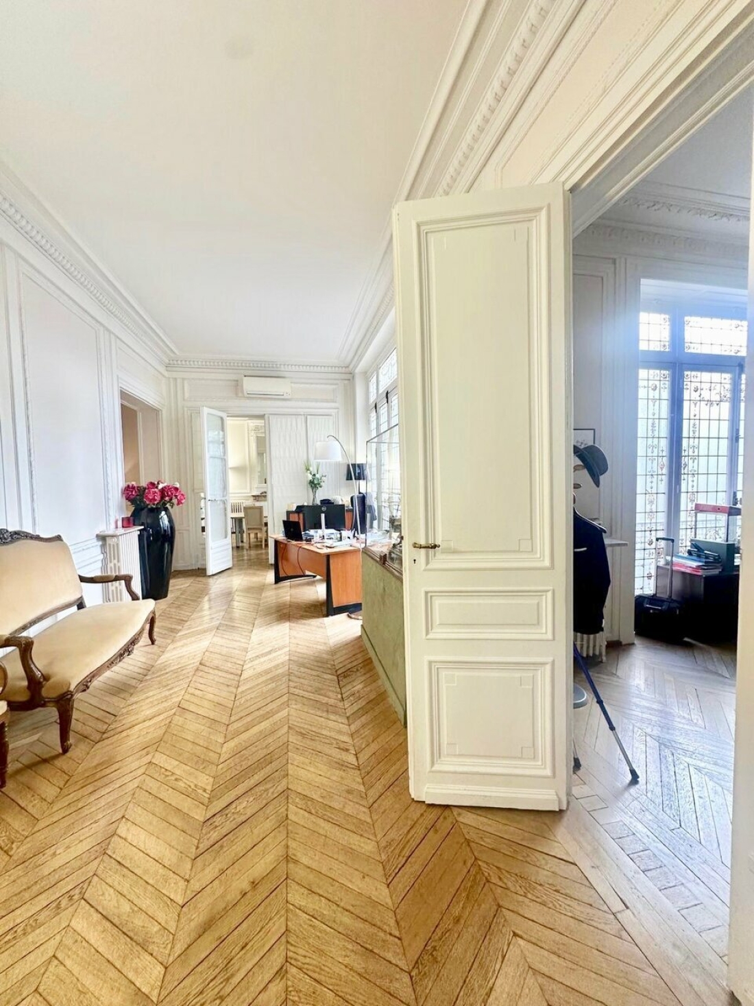 Photo 1 – location bureaux	PARIS (75008)