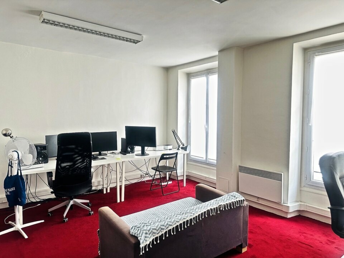 Photo 1 – location bureaux	PARIS (75011)