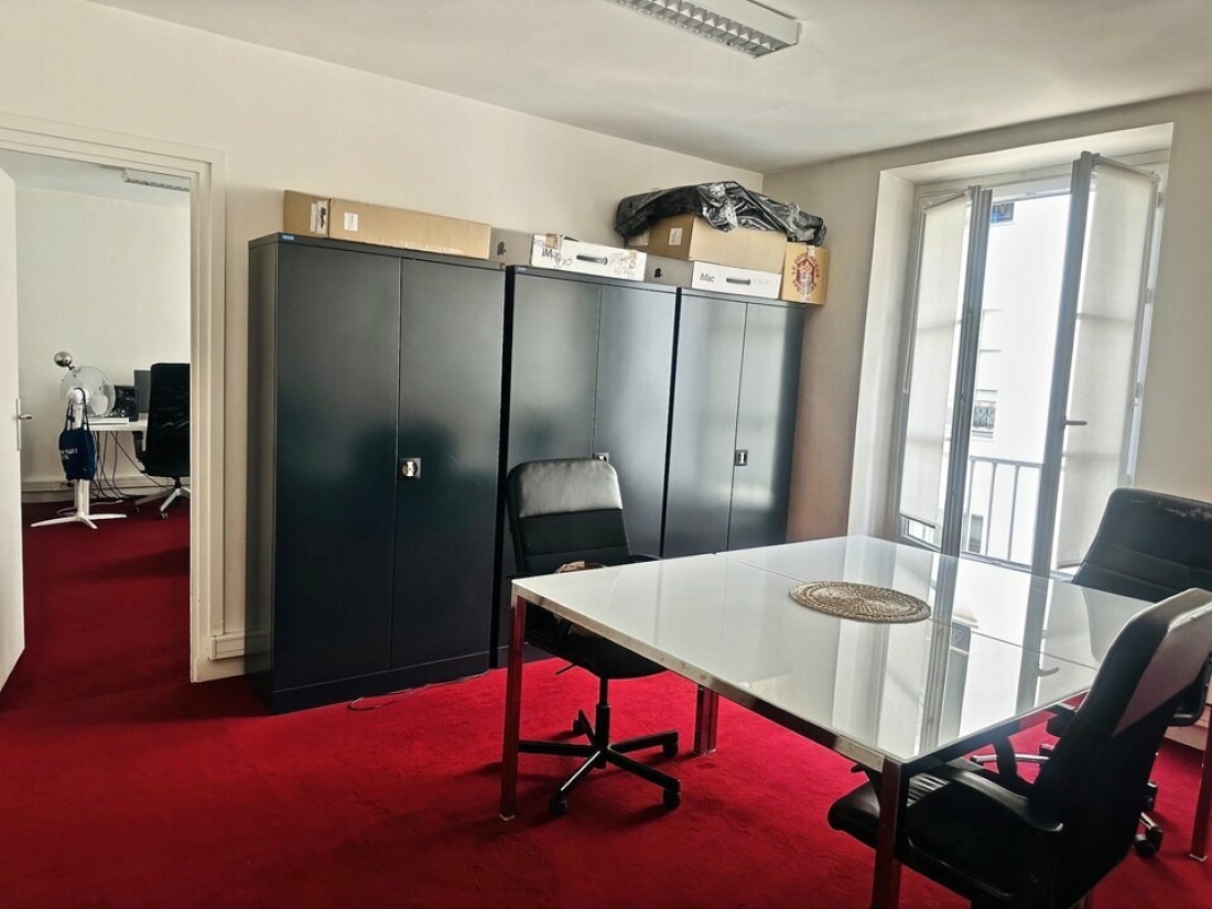 Photo 2 – location bureaux	PARIS (75011)