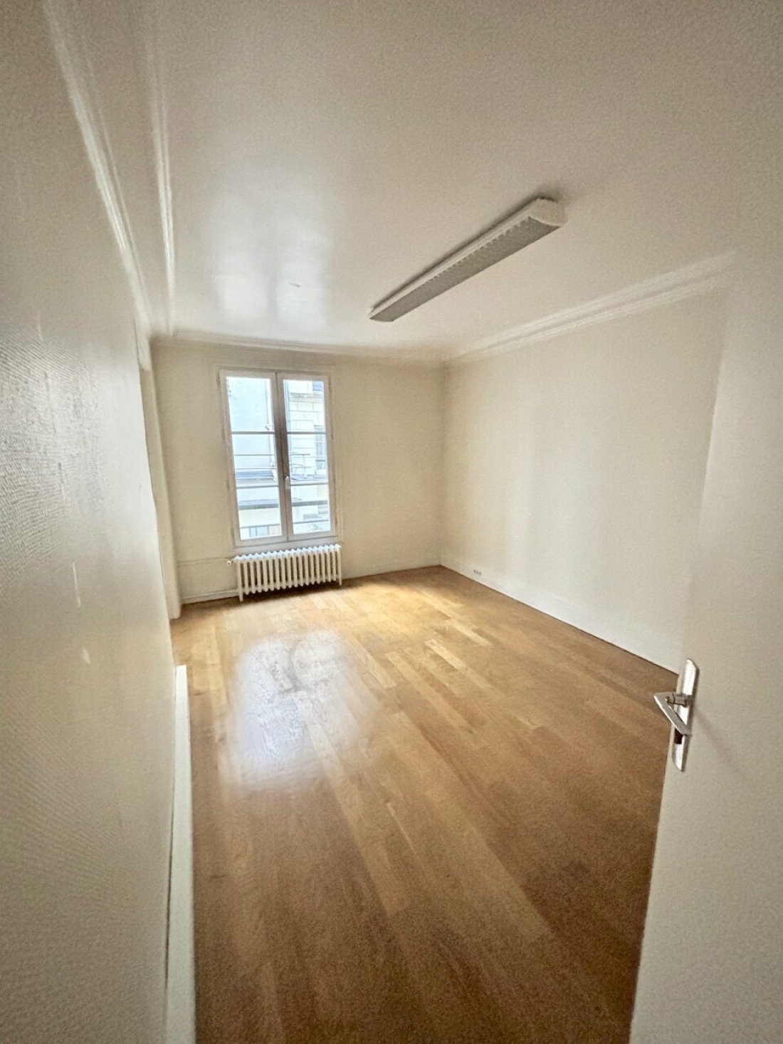 Photo 5 – location bureaux	PARIS (75008)