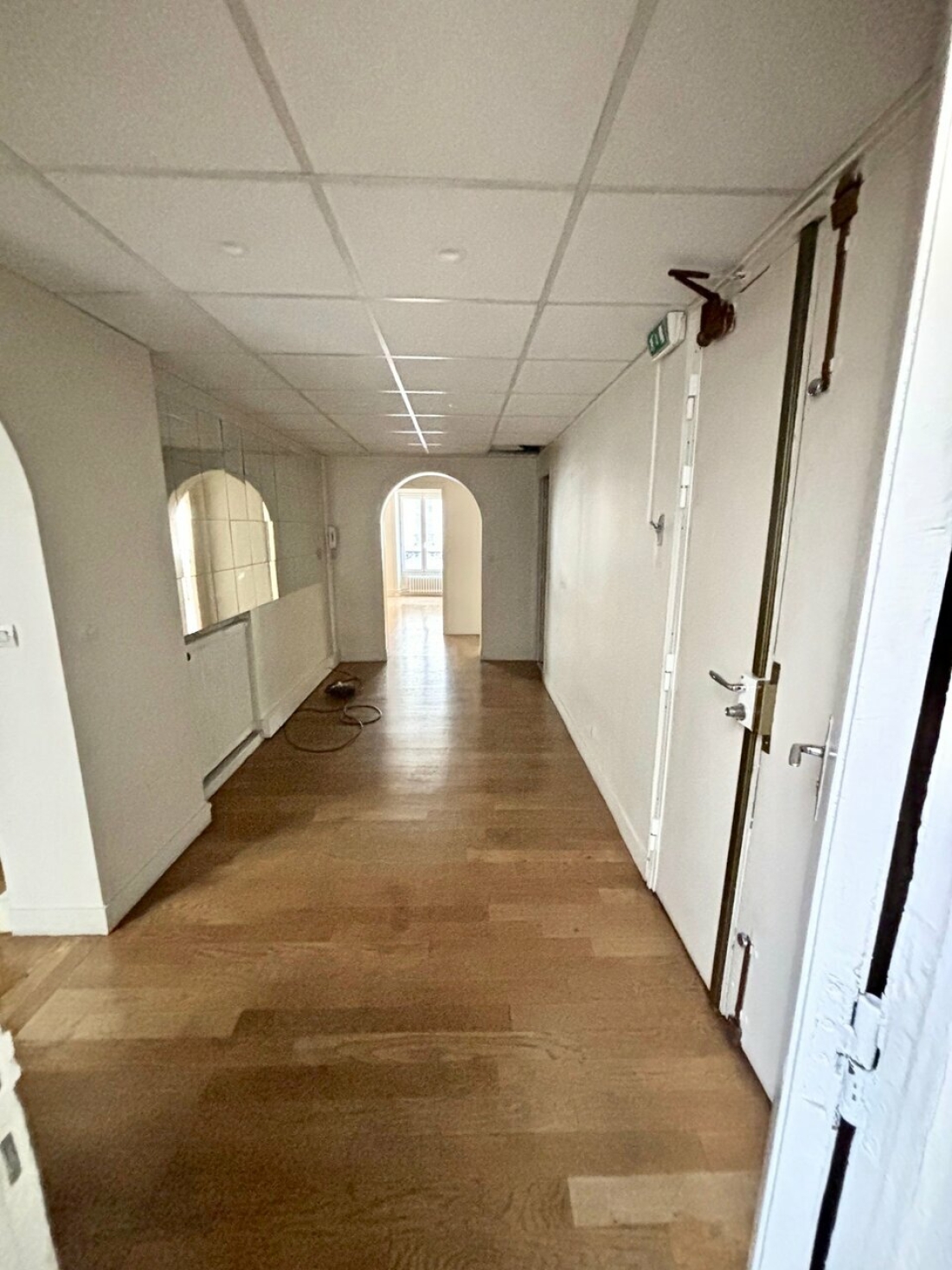 Photo 3 – location bureaux	PARIS (75008)